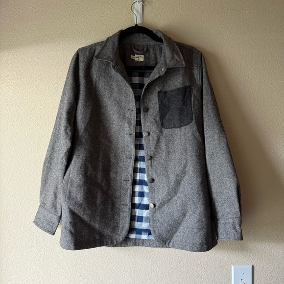 Bridge and burn Gray Shirt Jacket with Black Pocket - Picture 1 of 3